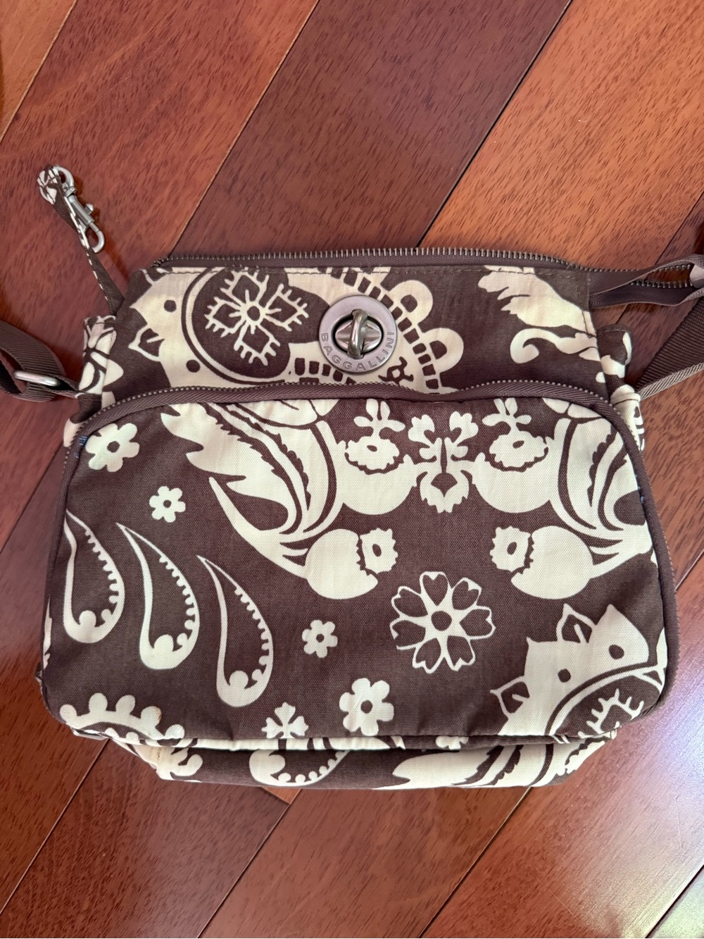 Baggallini Brown and Cream Floral Crossbody Bag